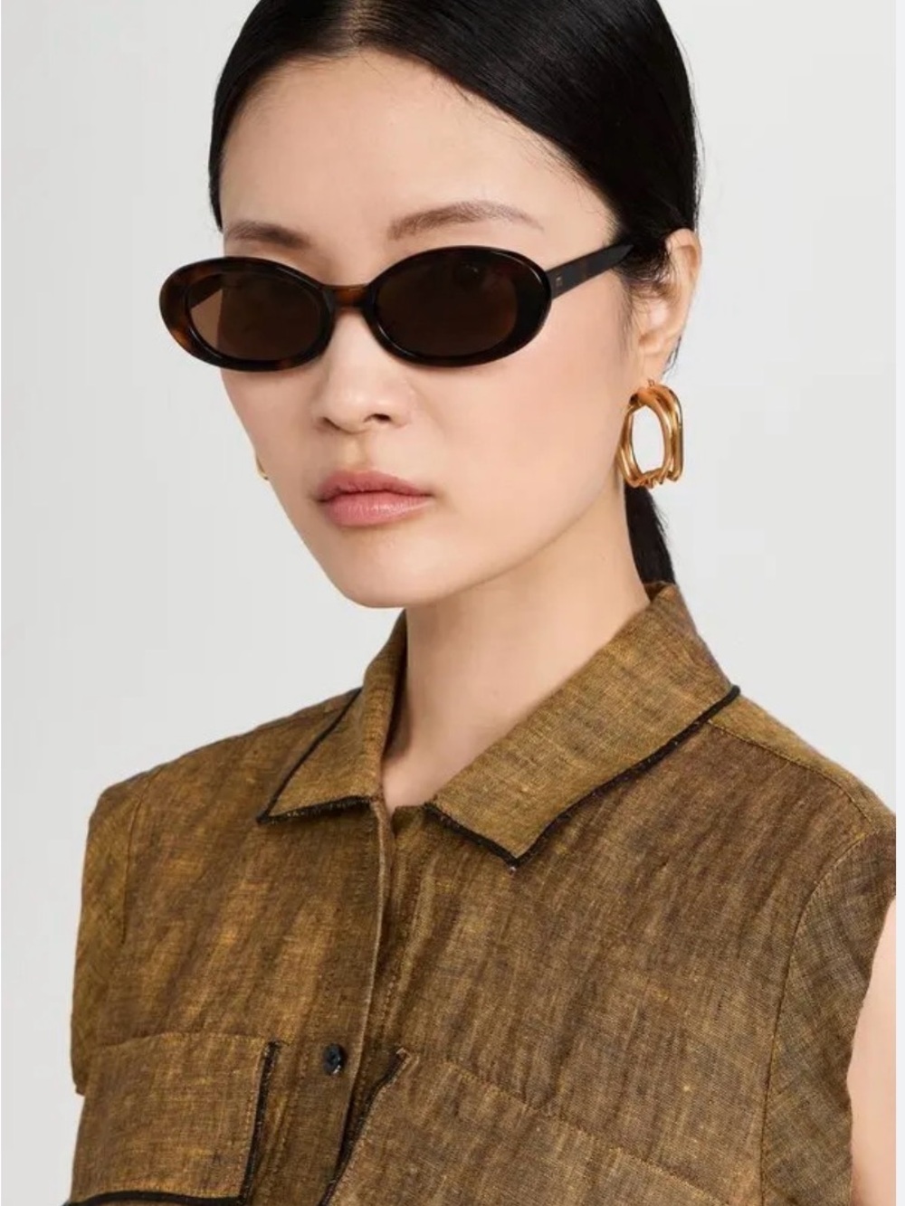 Elisa Johnson Tortoiseshell Oval Sunglasses in Brown - Picture 10 of 11